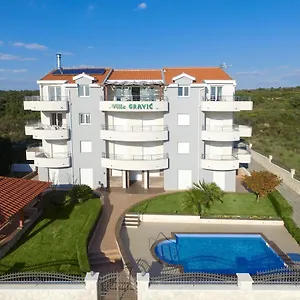 https://villa-gravic-1.hotelinzadar.com