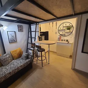 https://studio-nice-mont-boron-piscine-sur-la-residence.fr-provencehotel.com