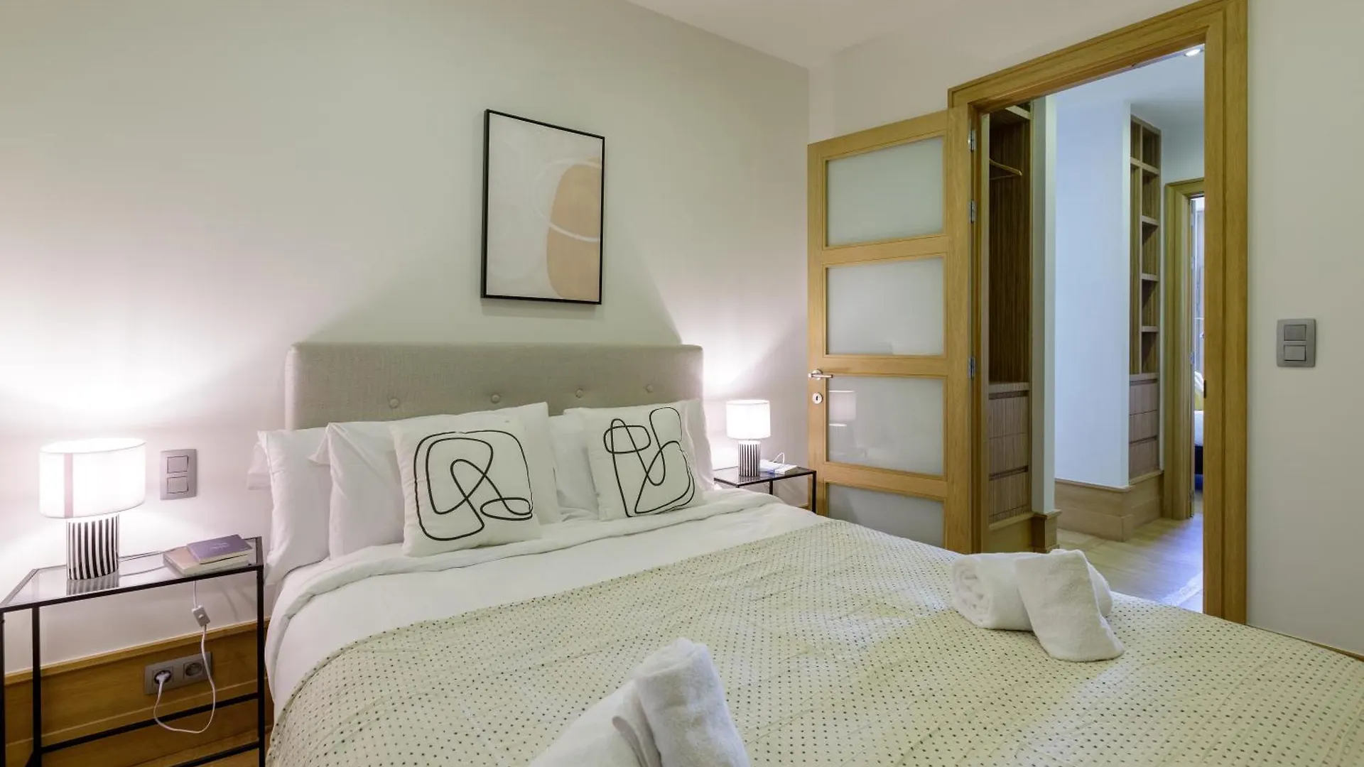 Couronne Apartments Bruselas 0*,